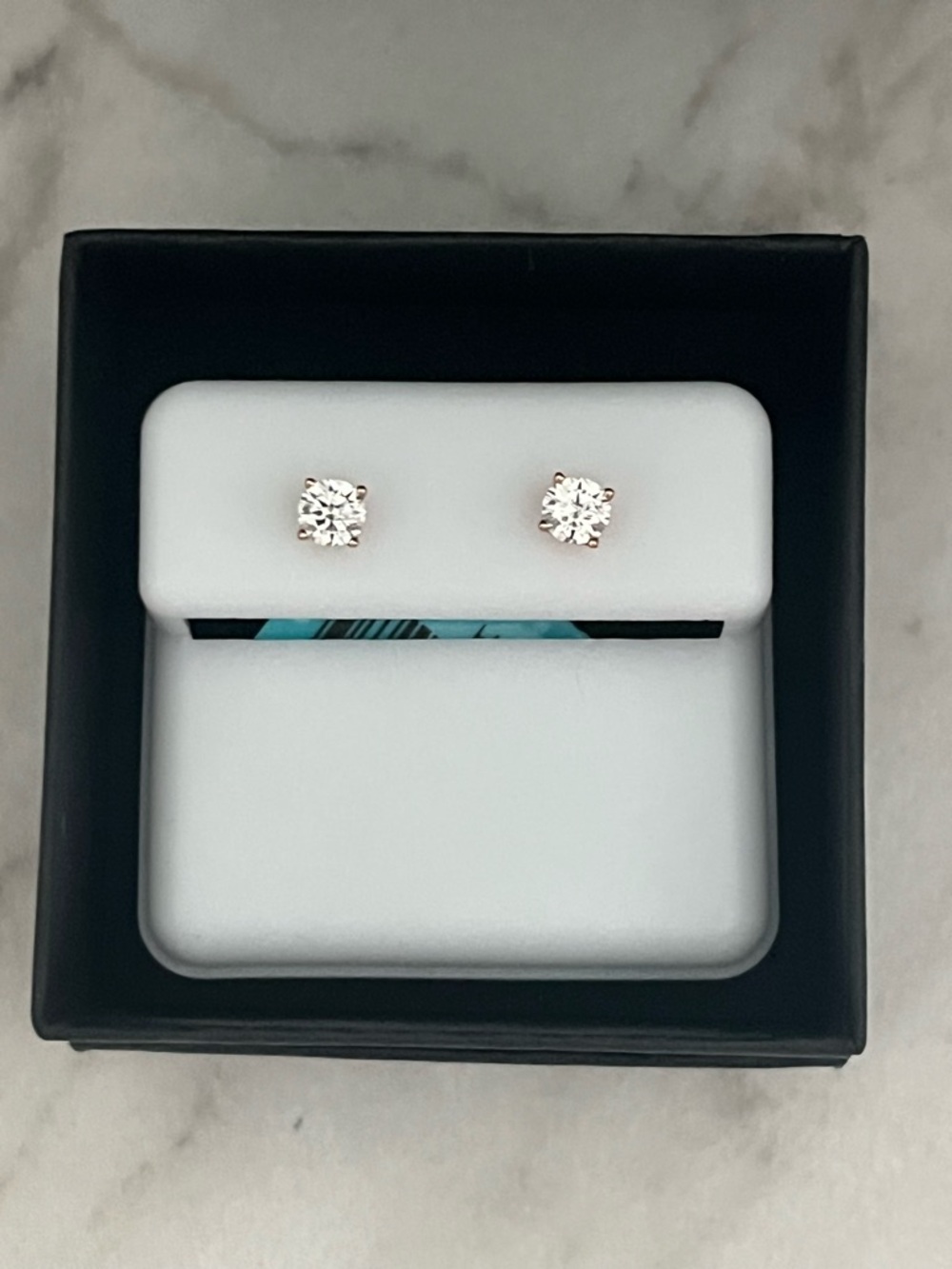 🆕 Moissanite Stud Earrings in 14k Gold over sterling silver $399 retail